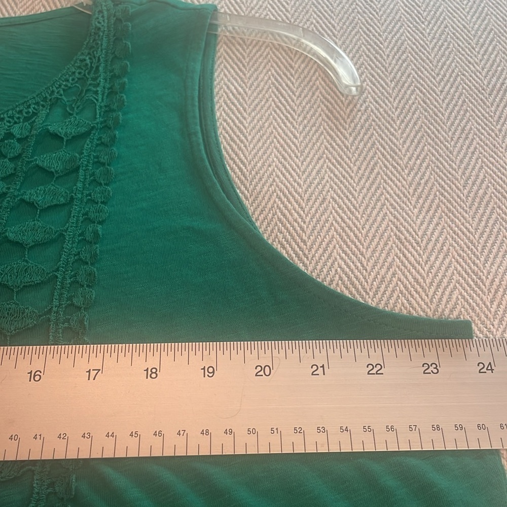 Talbots 2XP Sleeveless Tank Top Green 100% COTTON. Crochet detail on top Preworn - Picture 11 of 13